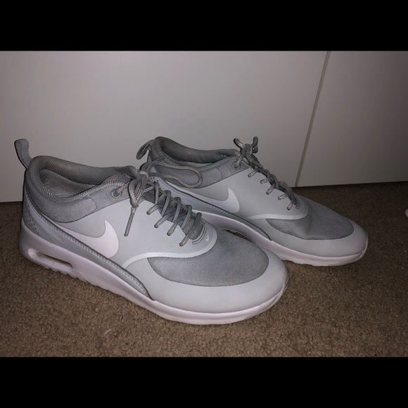 Nike Shoes - Nike Air Max Thea